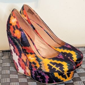 Aldo Multi Color Tribal Print Platform Heels